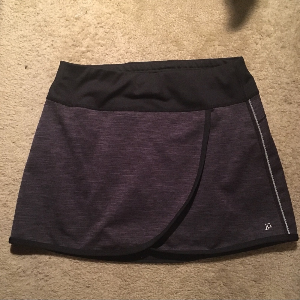 Skirt Sports Toasty cheeks skirt